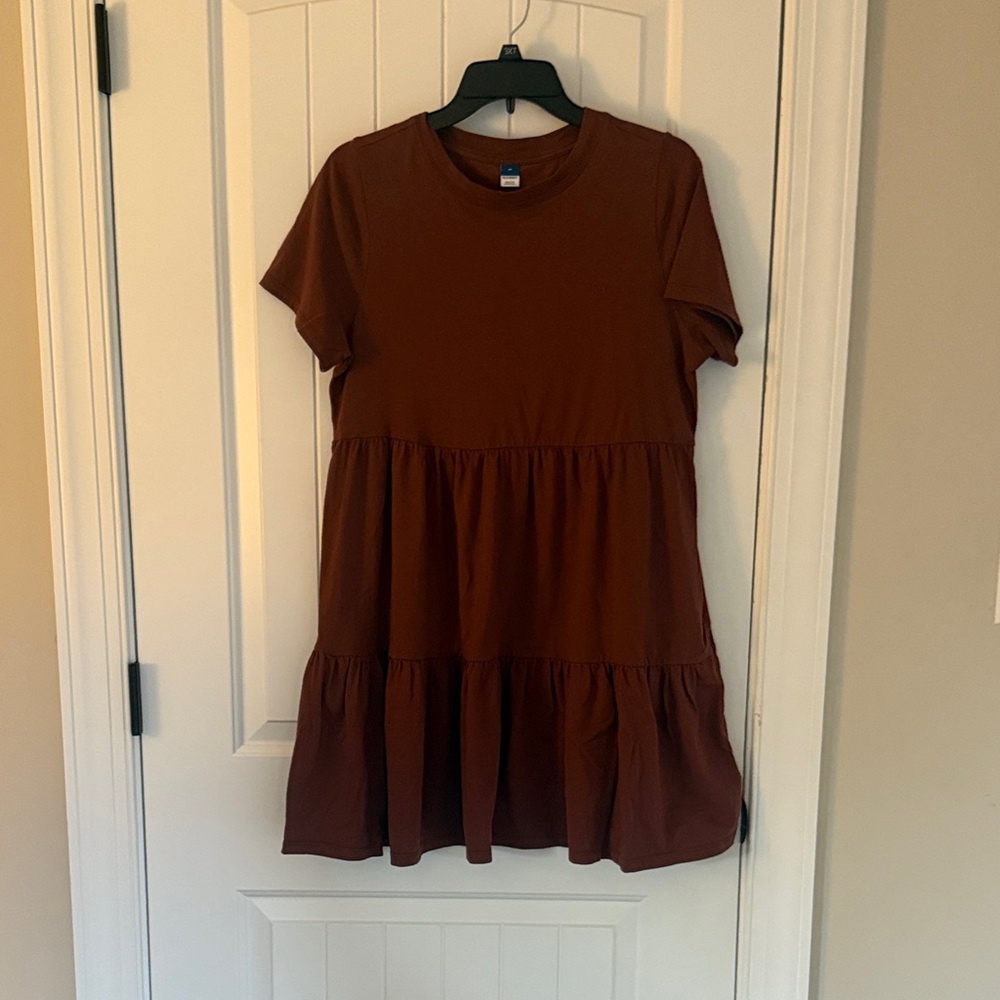 Old Navy Casual Burgandy Tiered Dress